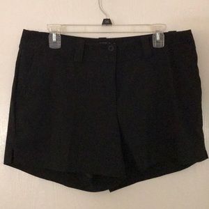 Women’s Nike dry fit golf shorts